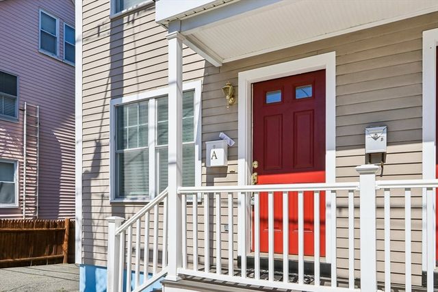 24 Harris St A, Peabody, MA 01960