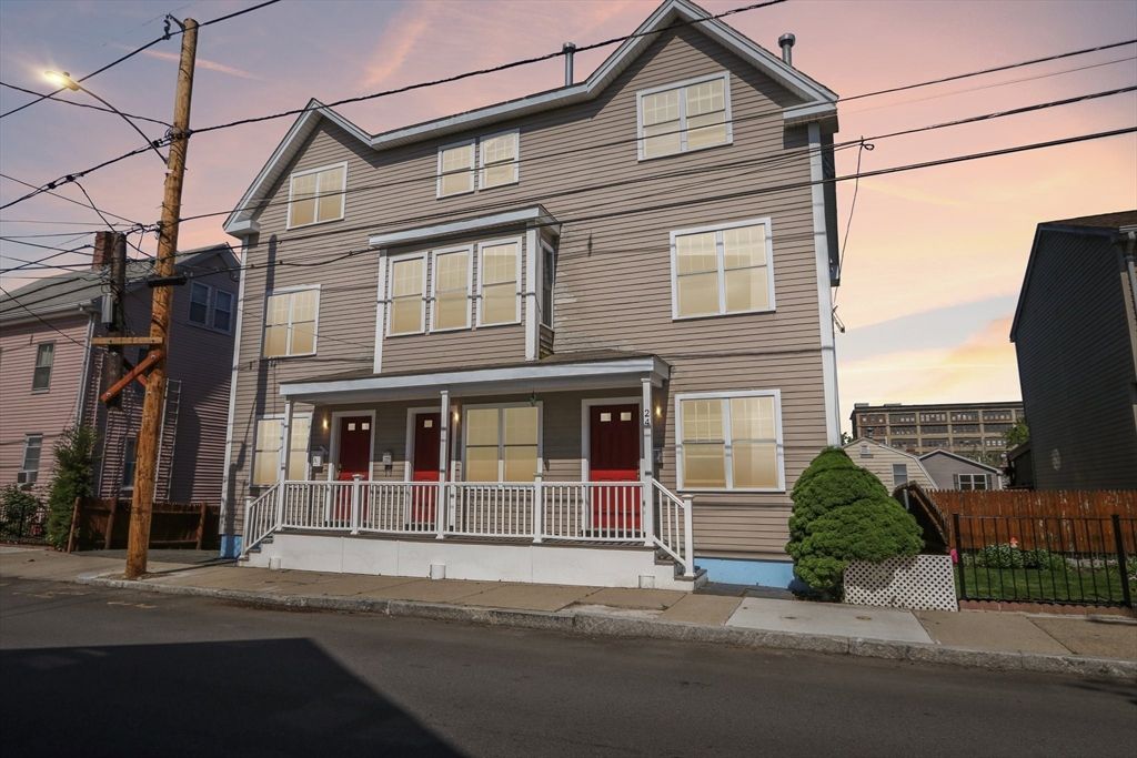 24 Harris St A, Peabody, MA 01960