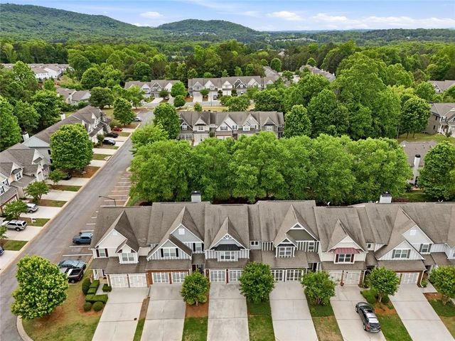209 Parc View Lane, Woodstock, GA 30188