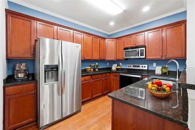 209 Parc View Lane, Woodstock, GA 30188