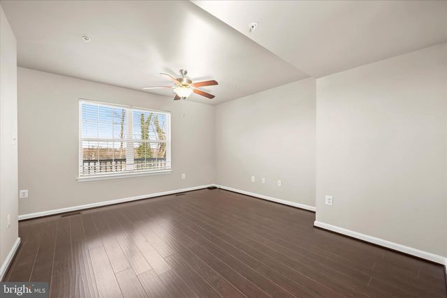 217 BERLIN AVE, Baltimore, MD 21225