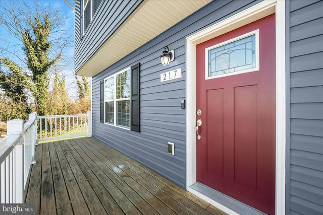 217 BERLIN AVE, Baltimore, MD 21225