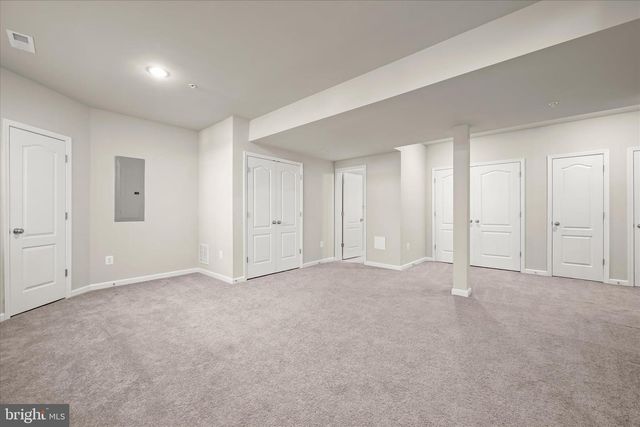 217 BERLIN AVE, Baltimore, MD 21225