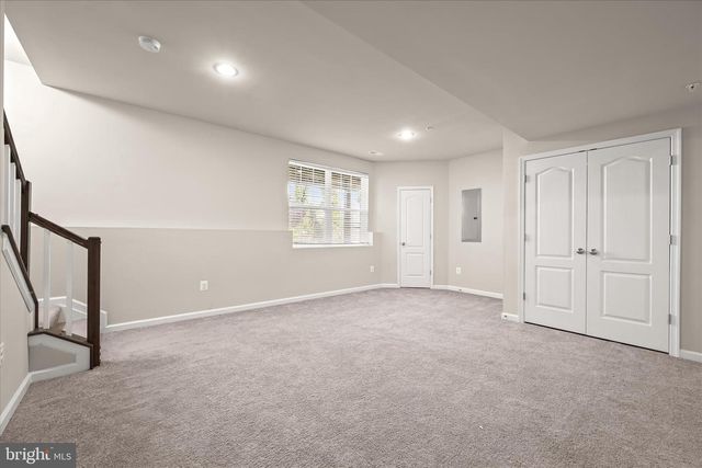 217 BERLIN AVE, Baltimore, MD 21225