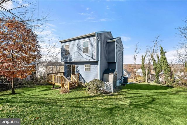 217 BERLIN AVE, Baltimore, MD 21225