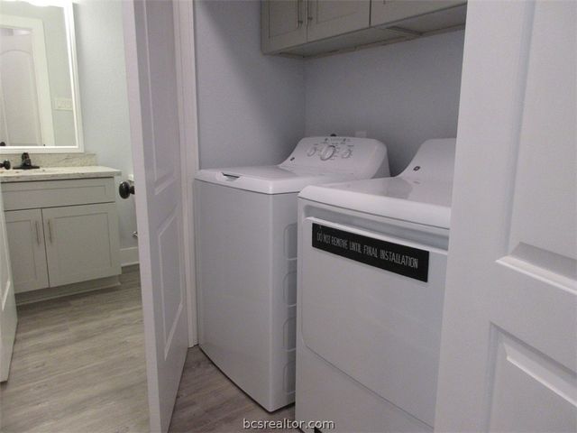 2102 Crescent Pointe Parkway, College Station, TX 77845