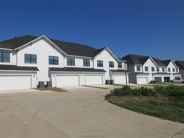 2102 Crescent Pointe Parkway, College Station, TX 77845