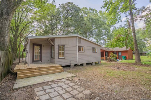 30114 Oak St, Walker, LA 70785