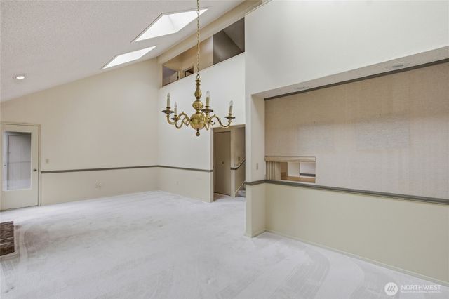 104 168th Avenue NE, Bellevue, WA 98008