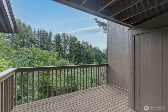 104 168th Avenue NE, Bellevue, WA 98008