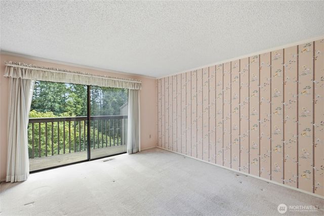 104 168th Avenue NE, Bellevue, WA 98008