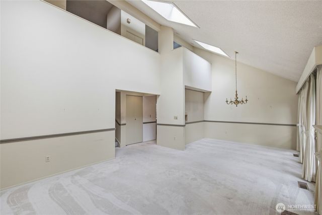 104 168th Avenue NE, Bellevue, WA 98008