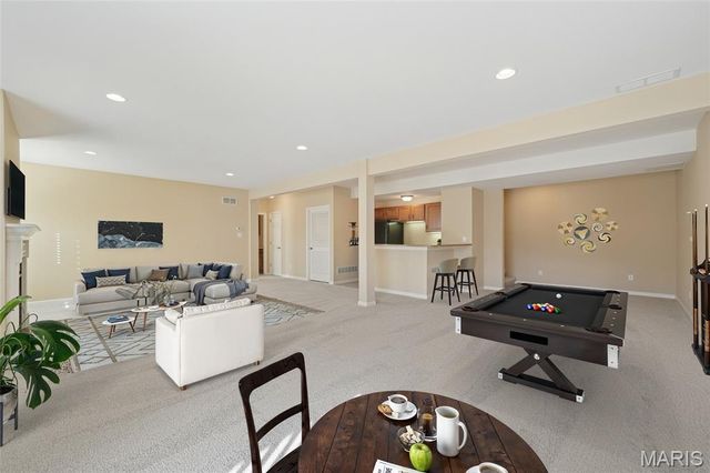 1701 Ridgemont Court, Chesterfield, MO 63146