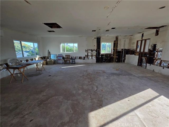11101 Essex Drive, Los Alamitos, CA 90720