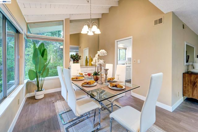 2767 Miradero Dr C, Santa Barbara, CA 93105