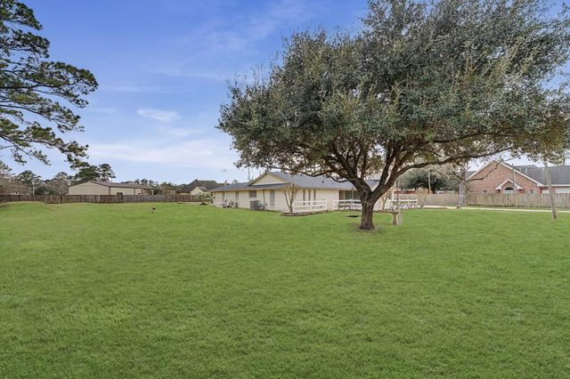 311 Mariachi Street, Crosby, TX 77532