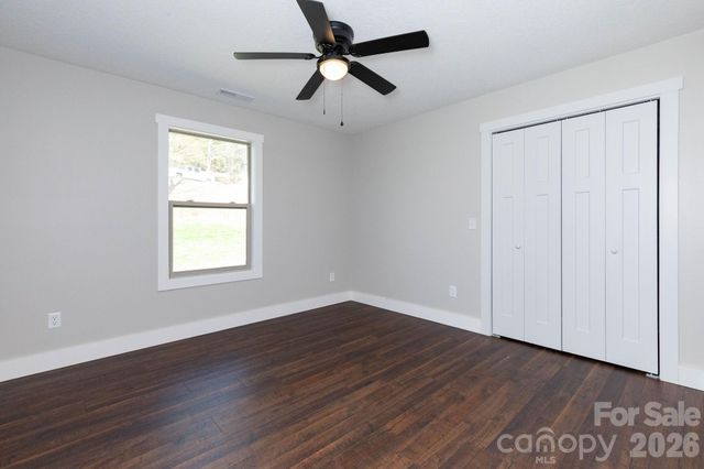 7 Ruff Road, Leicester, NC 28748