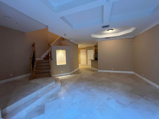 270 NE 69th Circle, Boca Raton, FL 33487