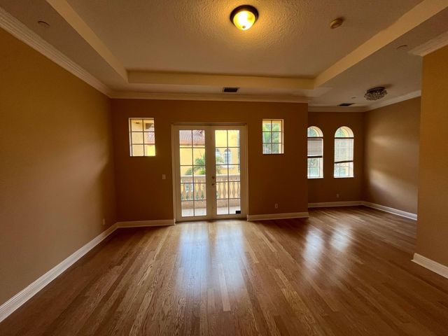 270 NE 69th Circle, Boca Raton, FL 33487