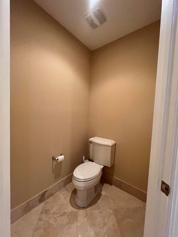 270 NE 69th Circle, Boca Raton, FL 33487