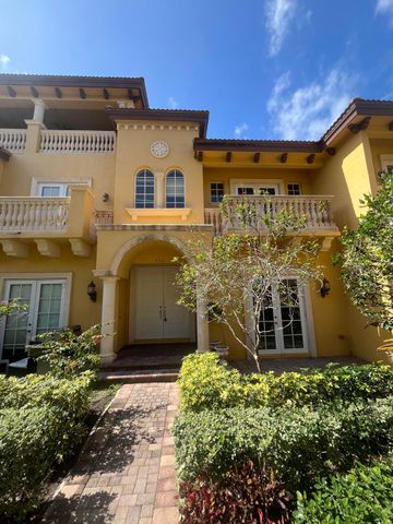 270 NE 69th Circle, Boca Raton, FL 33487