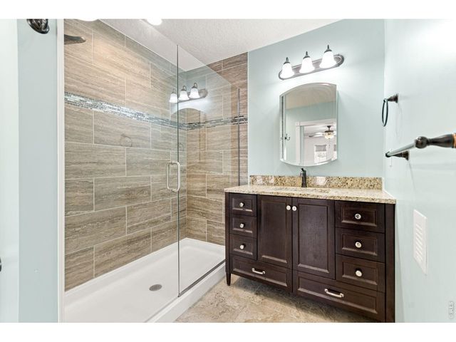 6701 Orchard Dr, Loveland, CO 80538