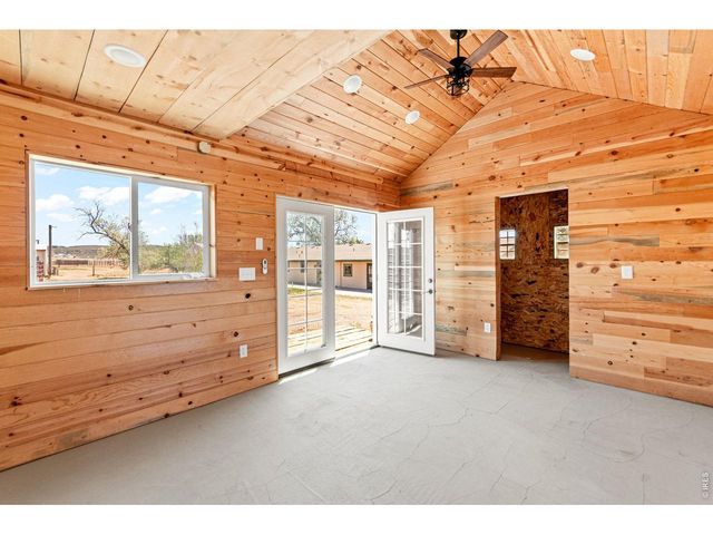 6701 Orchard Dr, Loveland, CO 80538