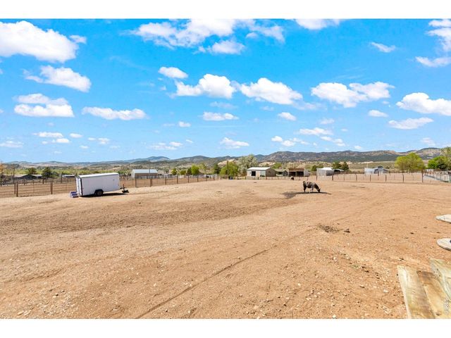 6701 Orchard Dr, Loveland, CO 80538