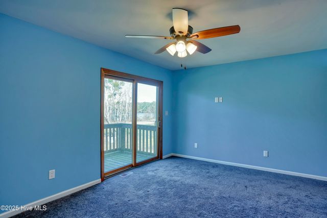 106 River Bend Drive, Burgaw, NC 28425