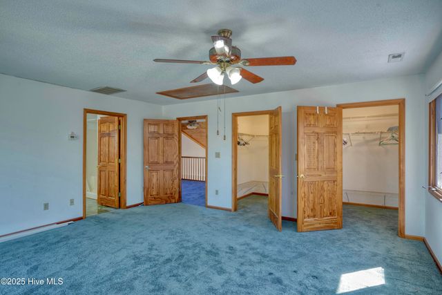 106 River Bend Drive, Burgaw, NC 28425