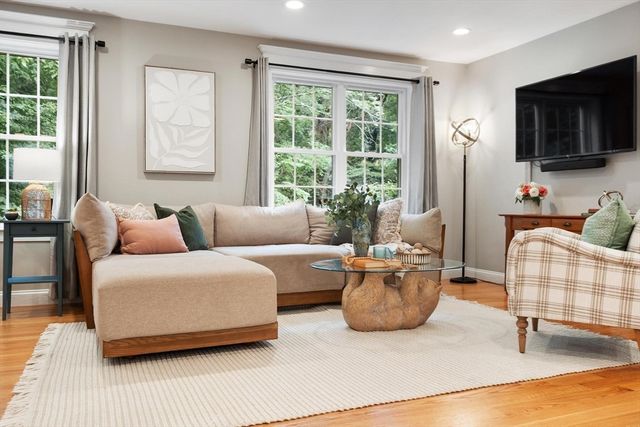 171 Depot Rd, Boxborough, MA 01719