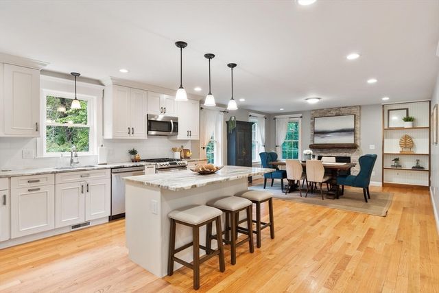 171 Depot Rd, Boxborough, MA 01719