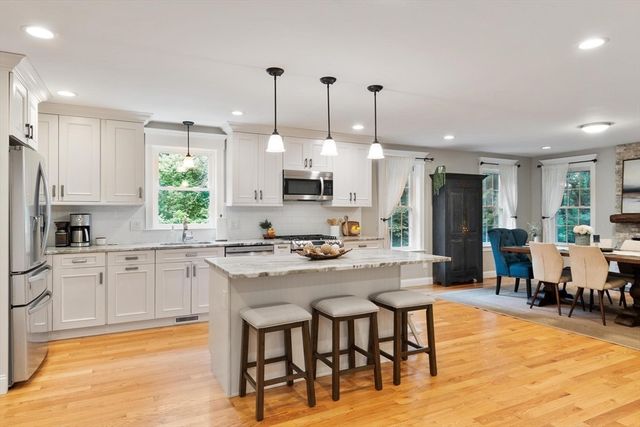 171 Depot Rd, Boxborough, MA 01719