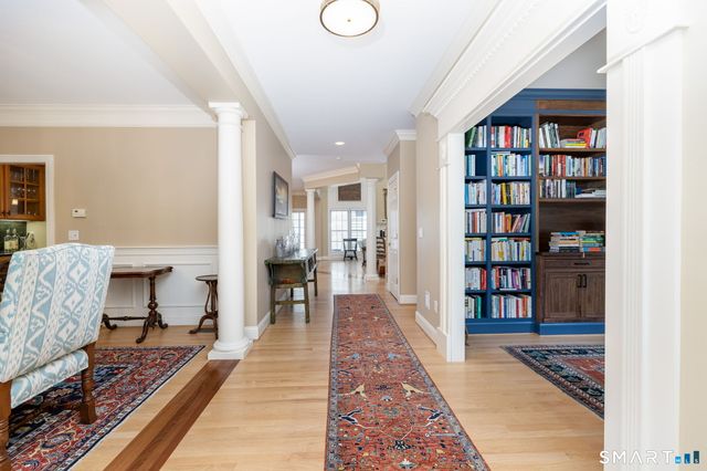 14 Billingsgate Drive 14, Simsbury, CT 06070