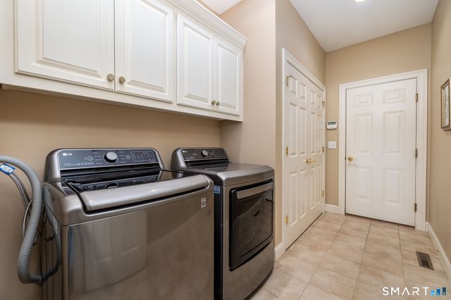 14 Billingsgate Drive 14, Simsbury, CT 06070