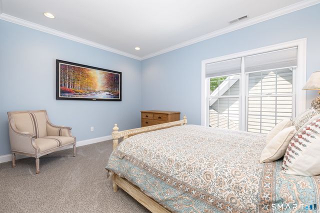 14 Billingsgate Drive 14, Simsbury, CT 06070