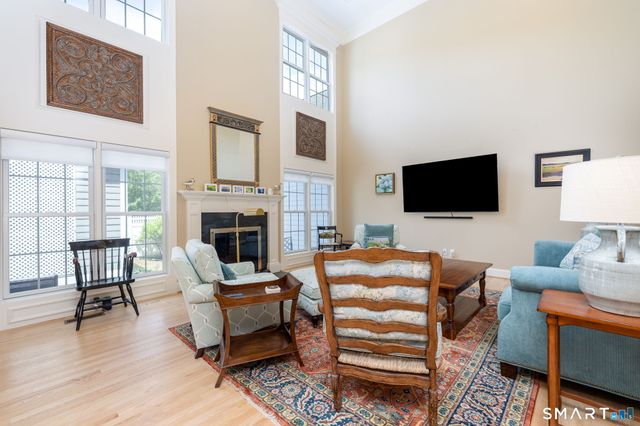 14 Billingsgate Drive 14, Simsbury, CT 06070