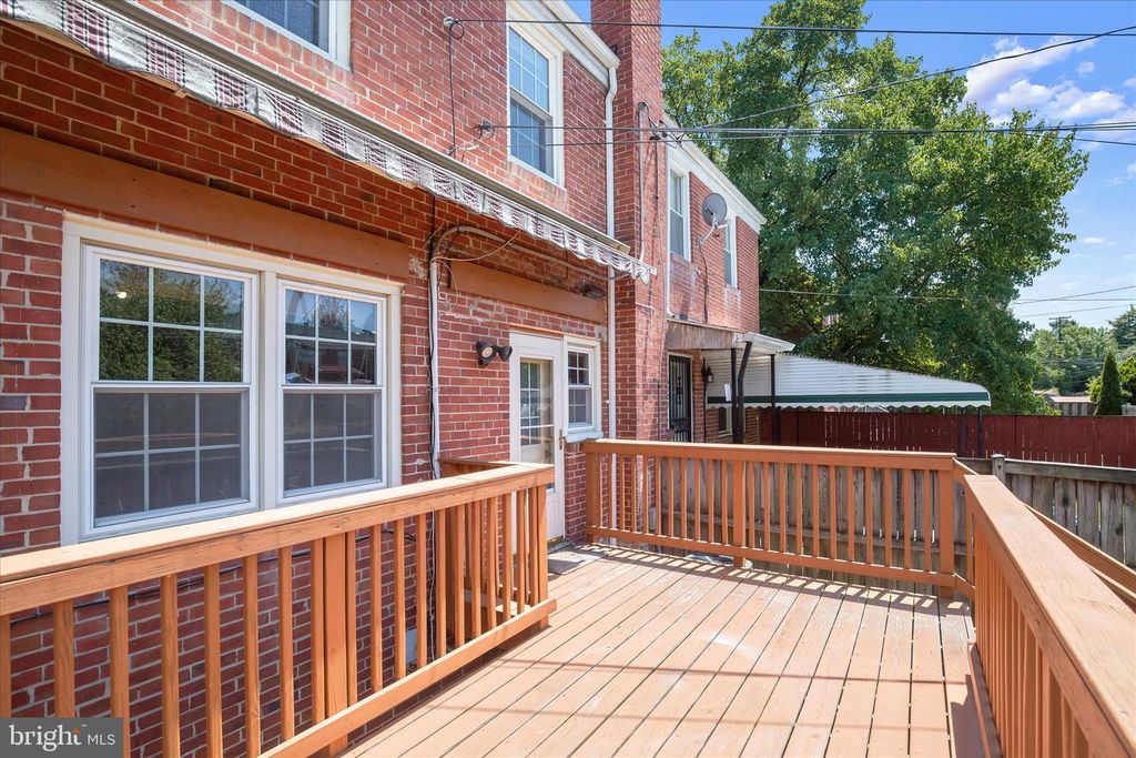Image 21 of property listing at 6022 LOCH RAVEN BLVD, Baltimore, MD 21239