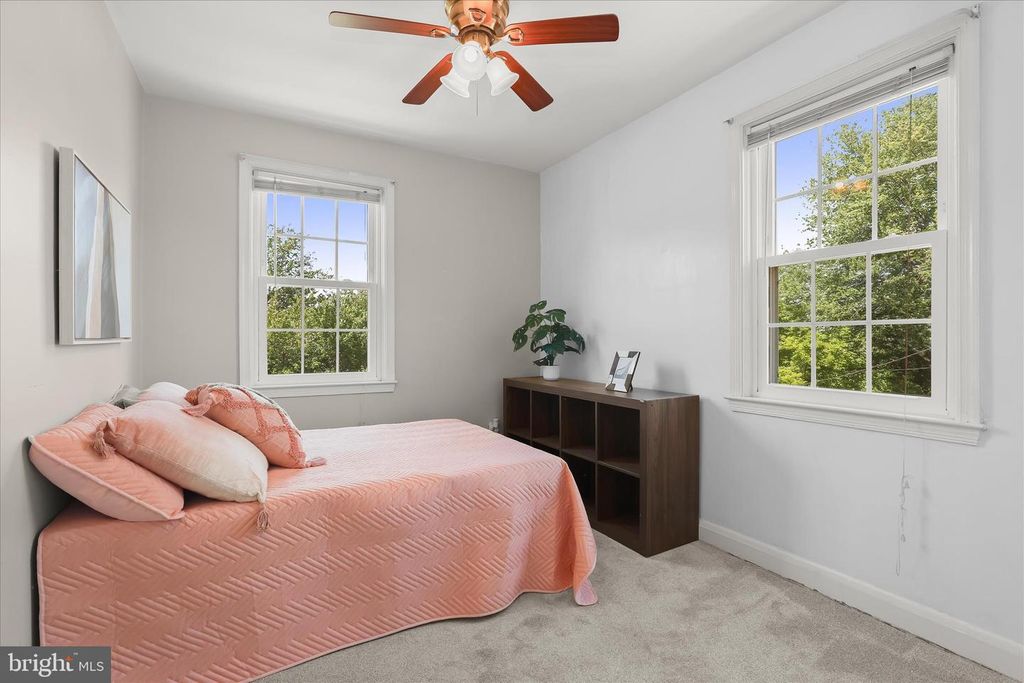 Image 28 of property listing at 6022 LOCH RAVEN BLVD, Baltimore, MD 21239