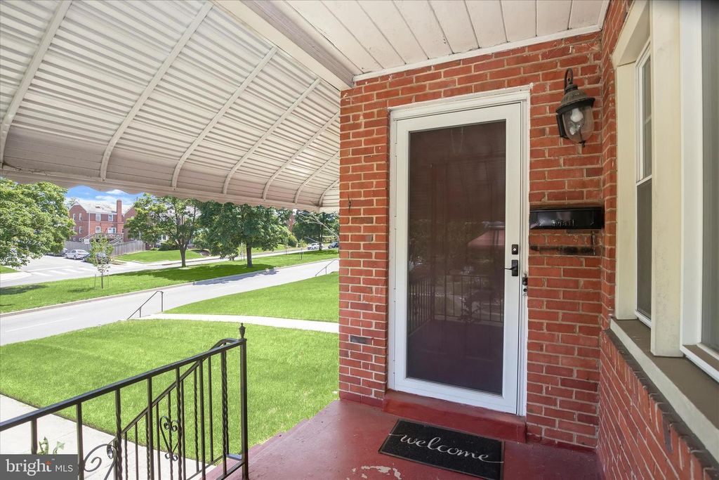 Image 4 of property listing at 6022 LOCH RAVEN BLVD, Baltimore, MD 21239