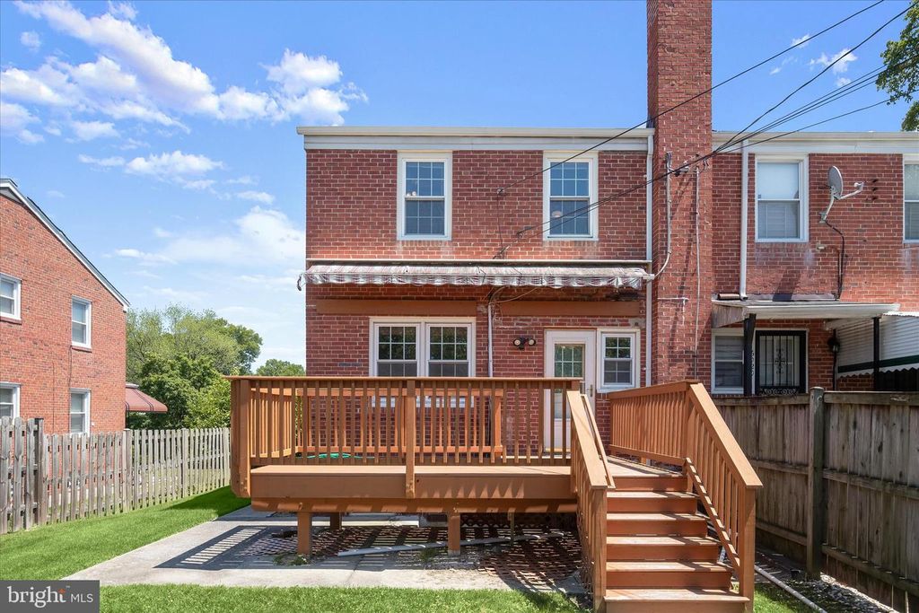 Image 45 of property listing at 6022 LOCH RAVEN BLVD, Baltimore, MD 21239