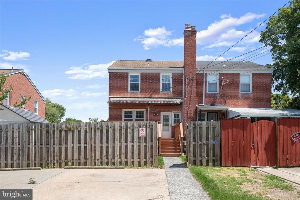 Image 48 of property listing at 6022 LOCH RAVEN BLVD, Baltimore, MD 21239