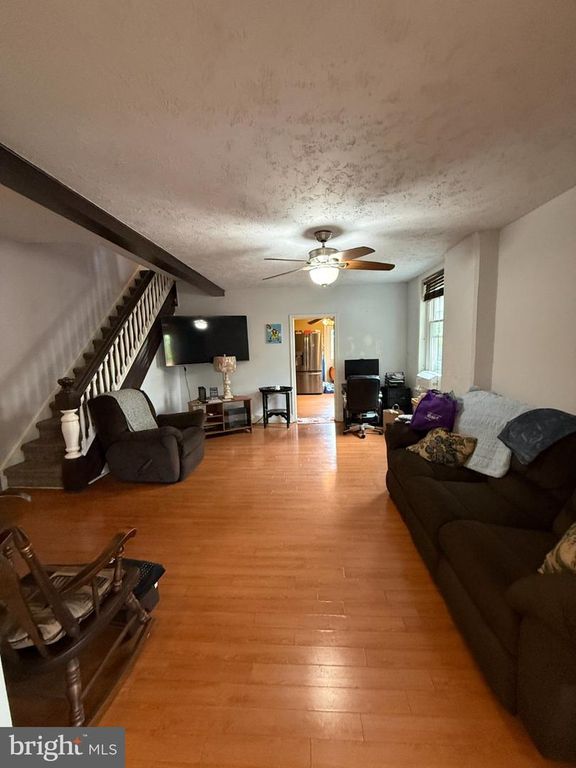 413 E LINCOLN ST, MEDIA, PA 19063 — photo 2