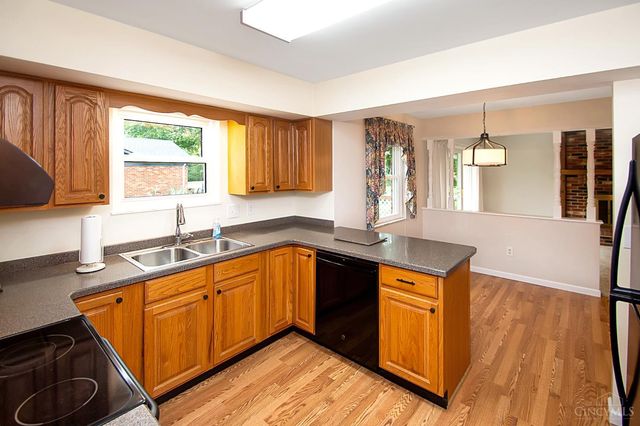 8044 Honeysuckle Lane, West Chester, OH 45069