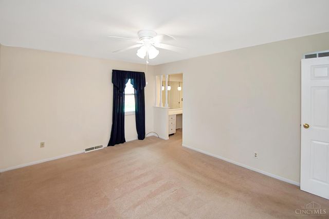 8044 Honeysuckle Lane, West Chester, OH 45069