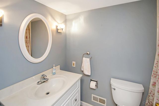8044 Honeysuckle Lane, West Chester, OH 45069