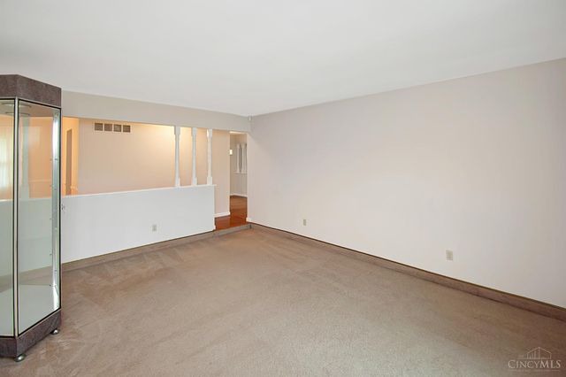 8044 Honeysuckle Lane, West Chester, OH 45069