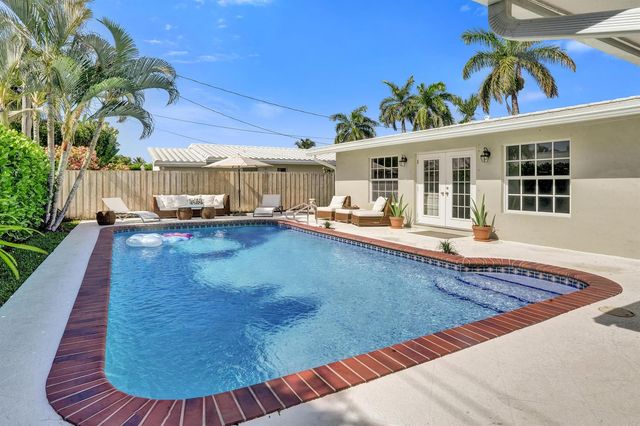 4240 NE 28th Avenue, Fort Lauderdale, FL 33308