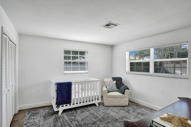 4240 NE 28th Avenue, Fort Lauderdale, FL 33308