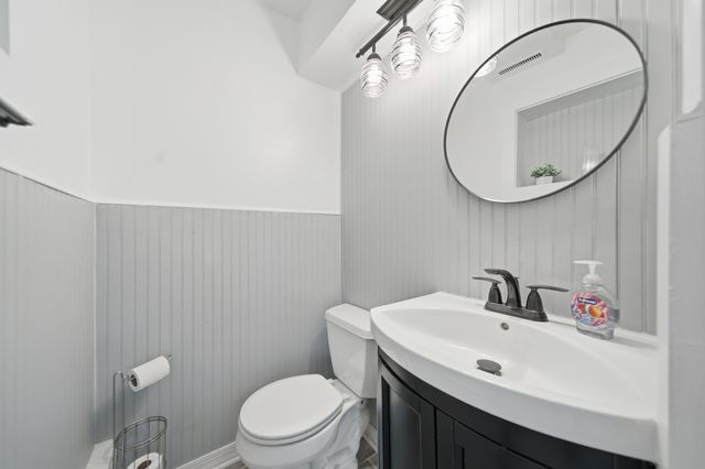 1125 119th Street, Lemont, IL 60439